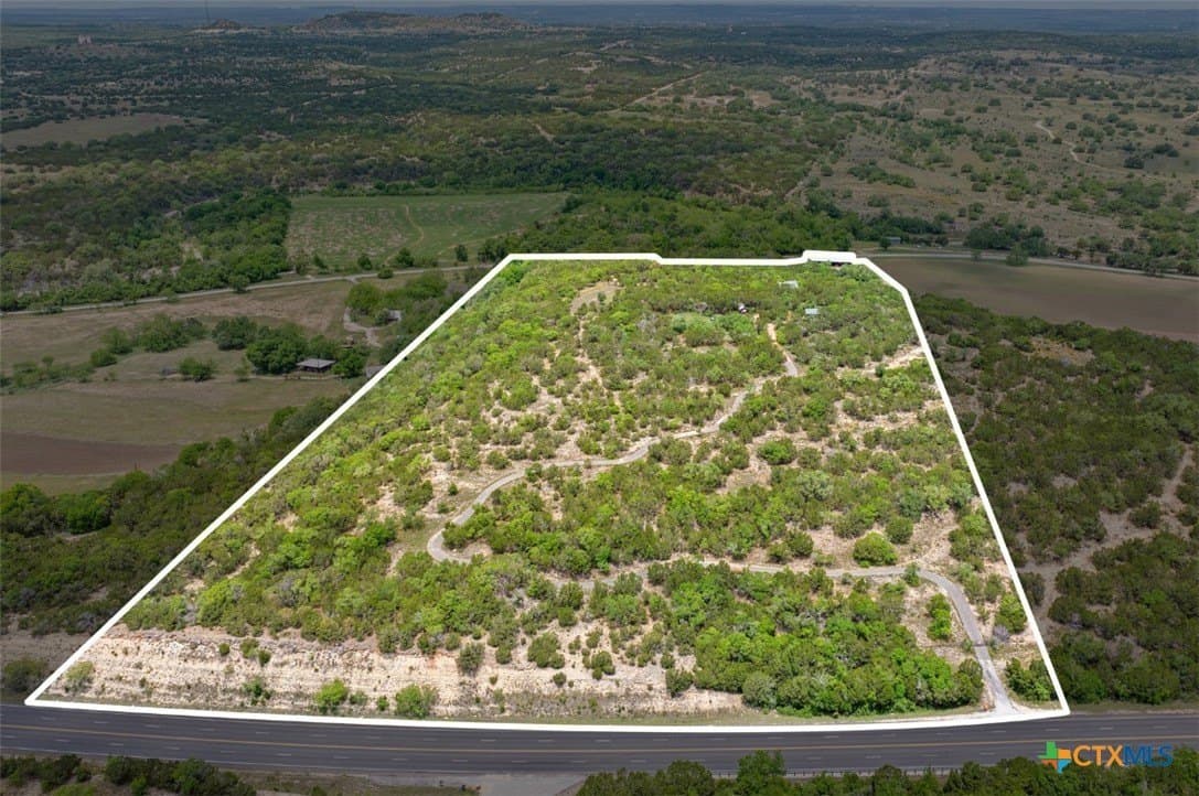 25 acres in Blanco County - photo 6