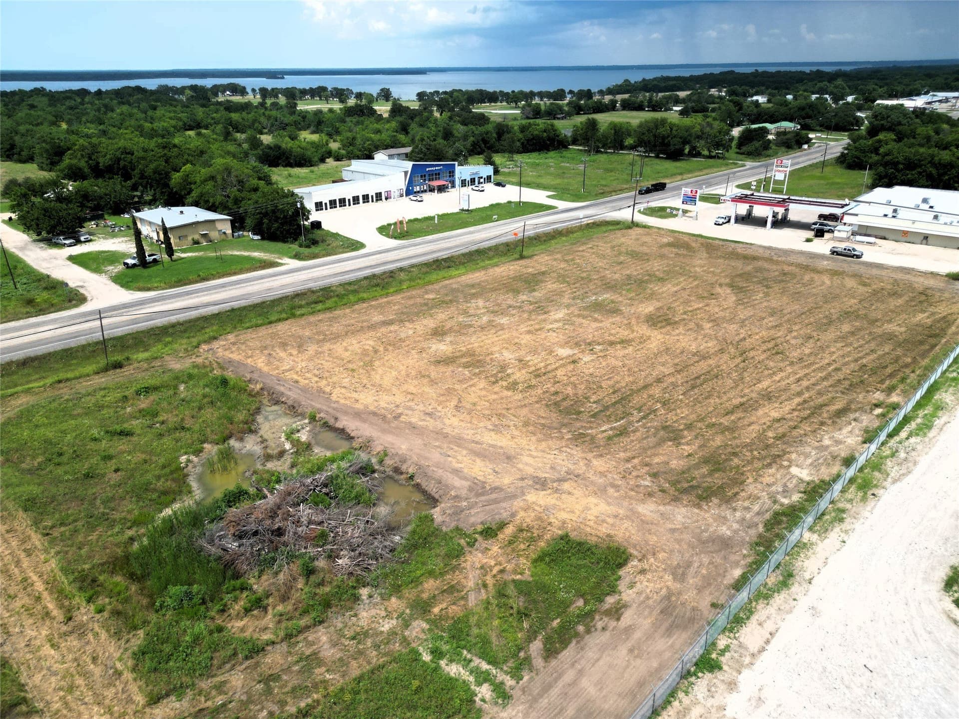 2.5 acres in Hunt County gallery image 3