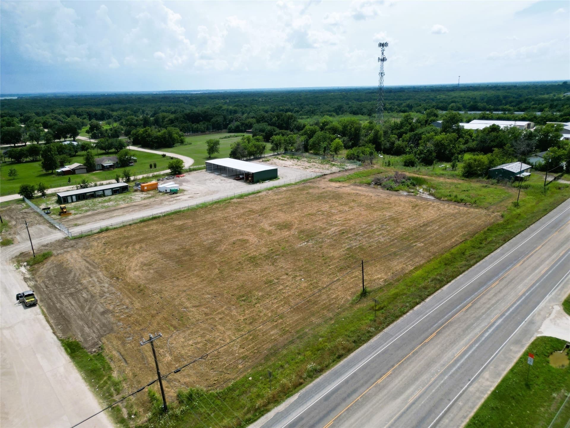 2.5 acres in Hunt County