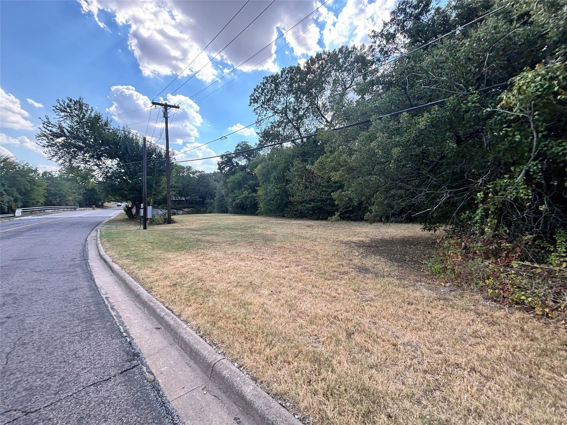 2.12 acres in Grayson County - photo 2