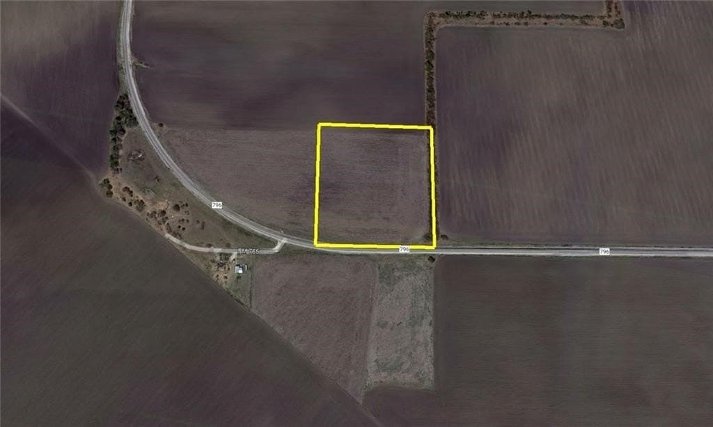 5.2 acres in San Patricio County gallery image 2