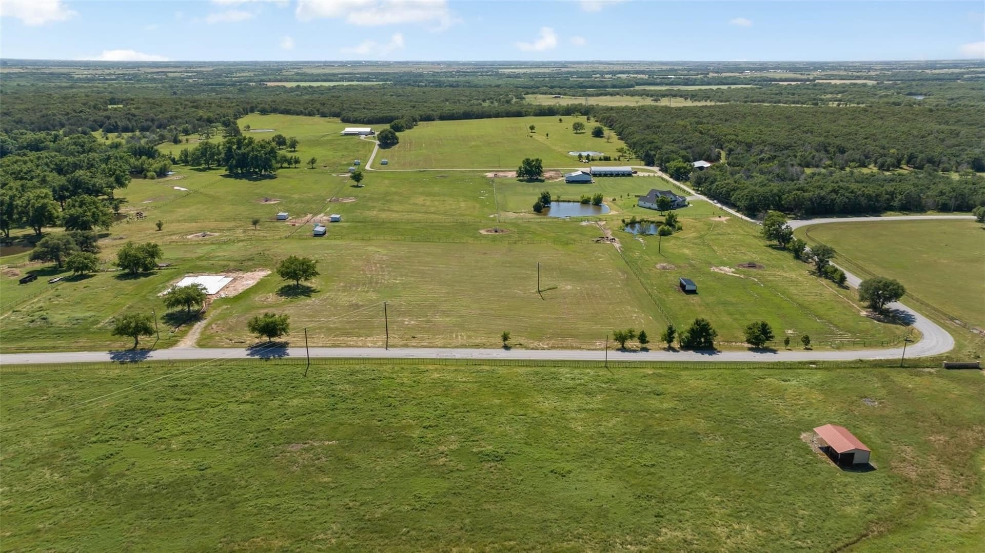 1 acres in Cooke County - photo 2