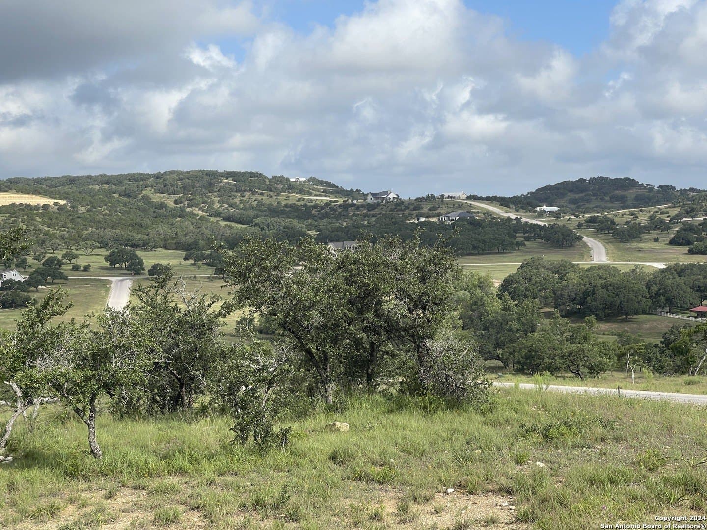 5 acres in Blanco County gallery image 4