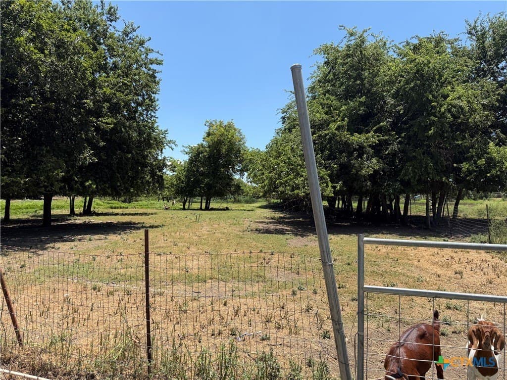1.16 acres in Williamson County - photo 7