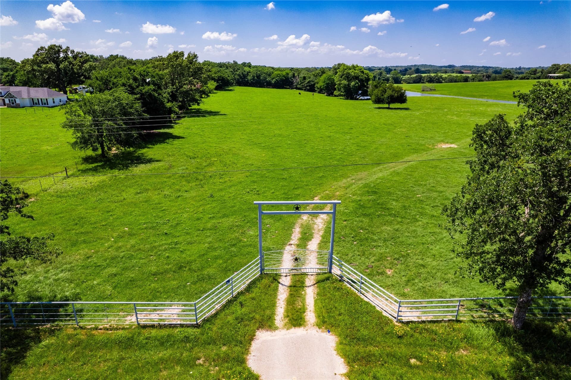 50.03 acres in Henderson County - photo 2