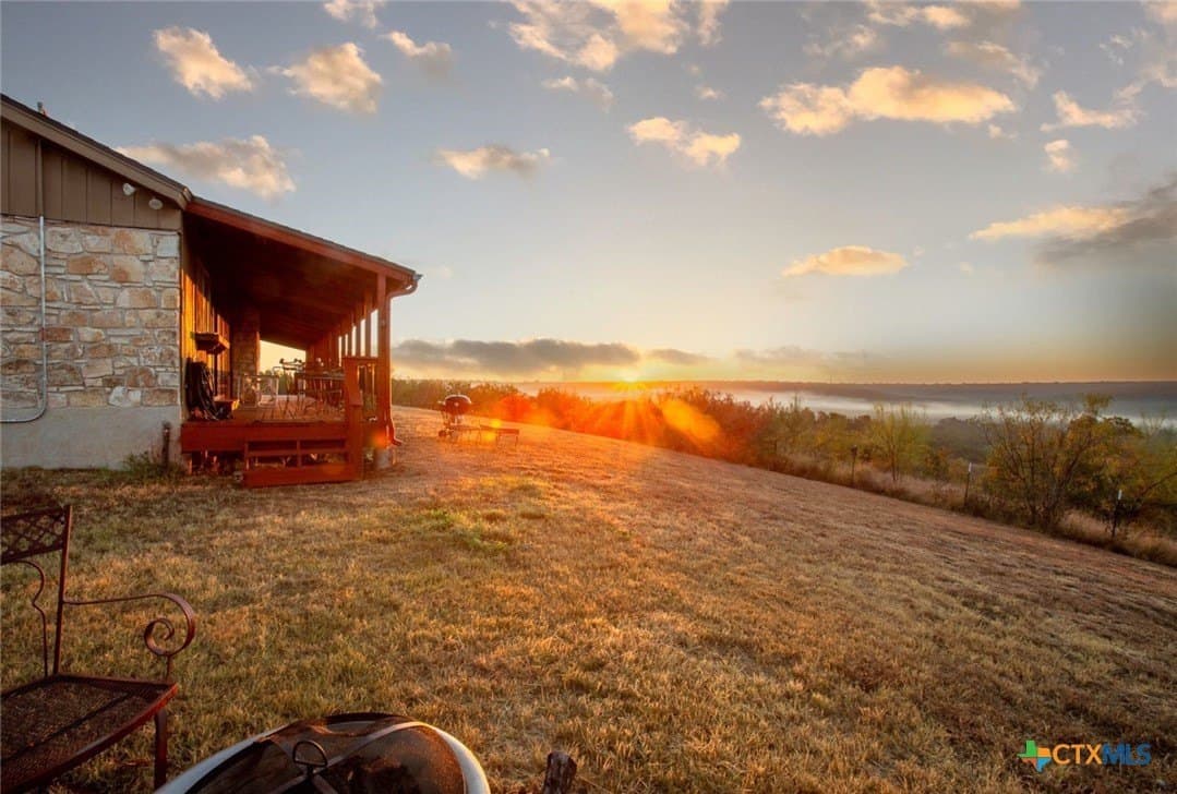 20 acres in Travis County gallery image 2