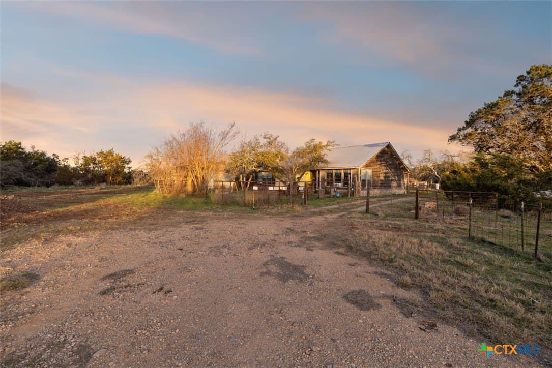10 acres in Blanco County - photo 15