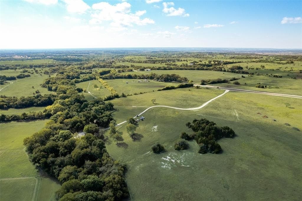 41 acres in Ellis County gallery image 3