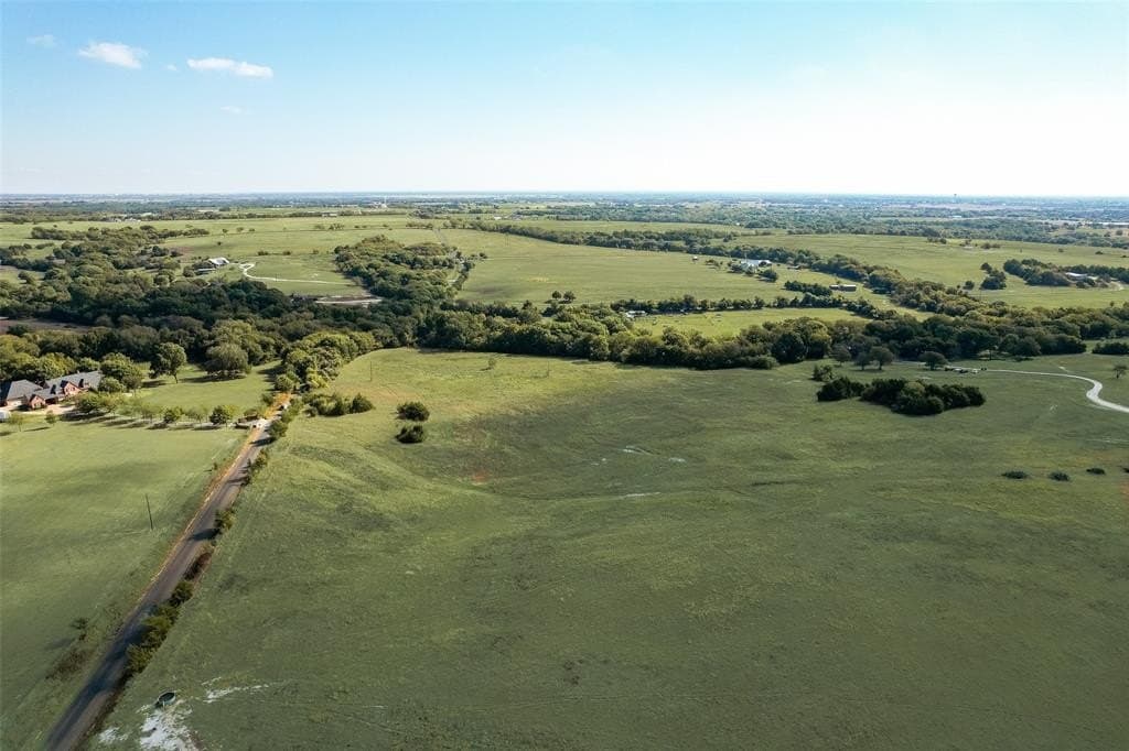 41 acres in Ellis County