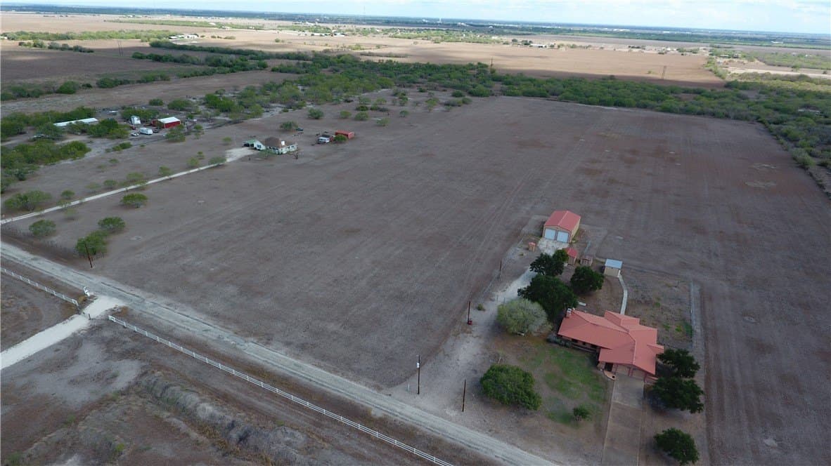 10 acres in Jim Wells County - photo 4