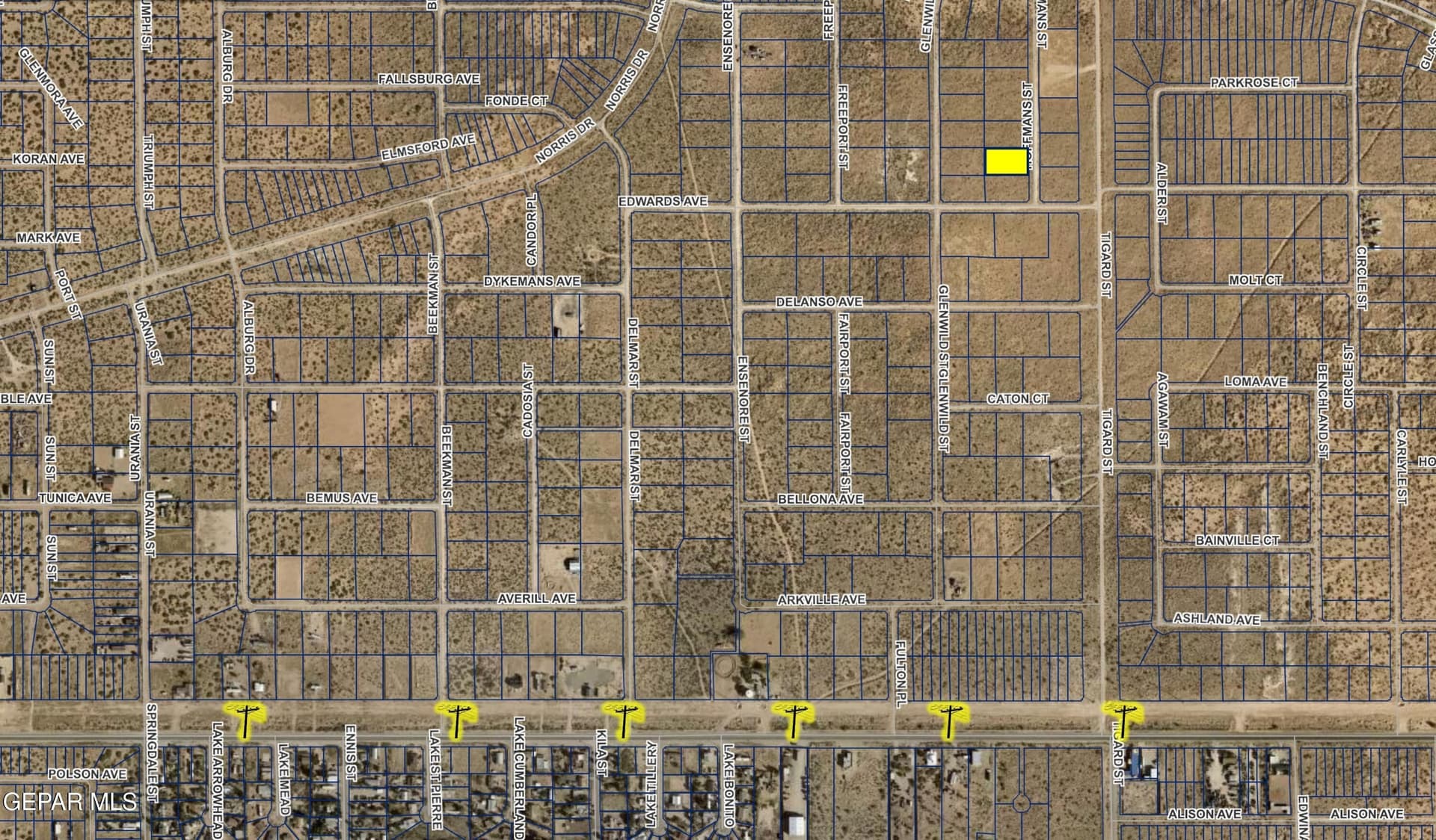 0.83 acres in El Paso County gallery image 3