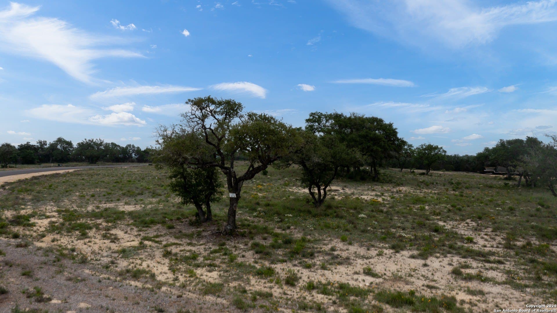 1 acres in Comal County - photo 7