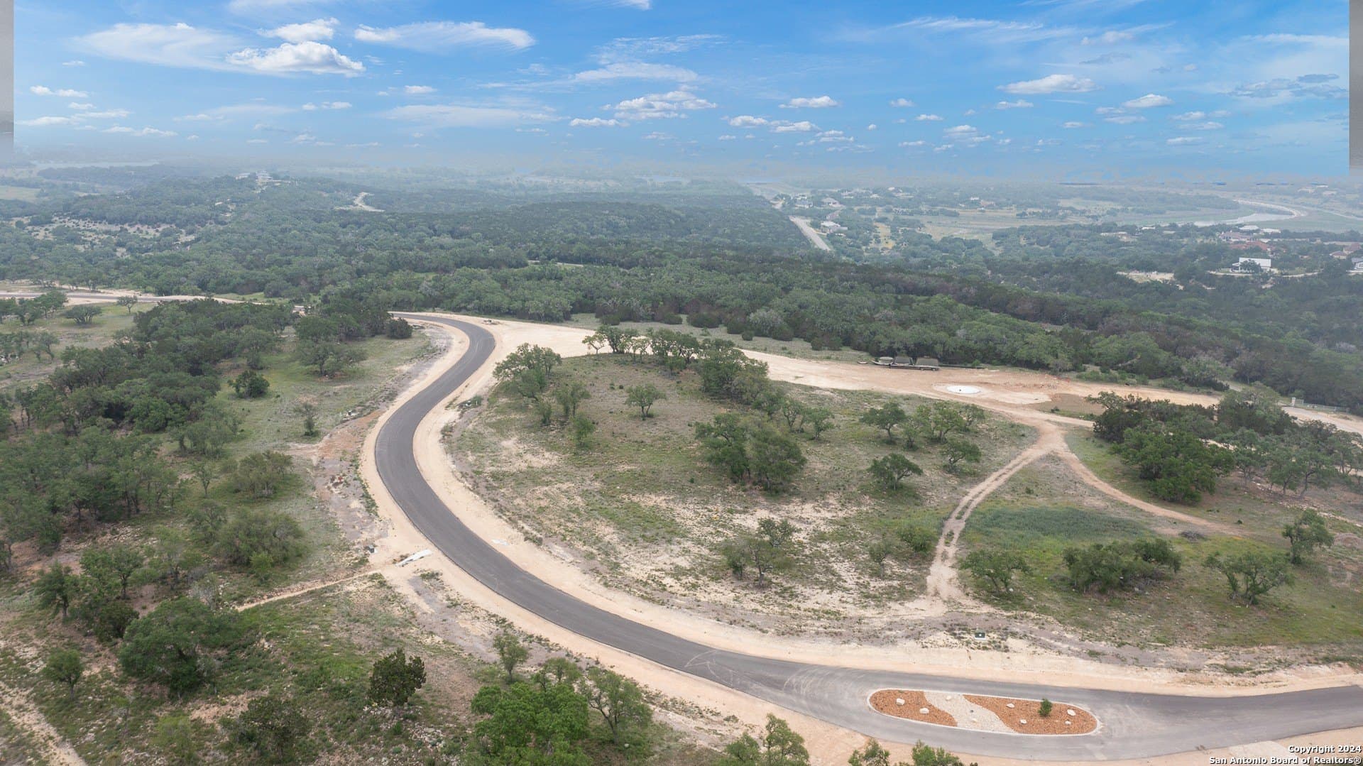 1 acres in Comal County - photo 6