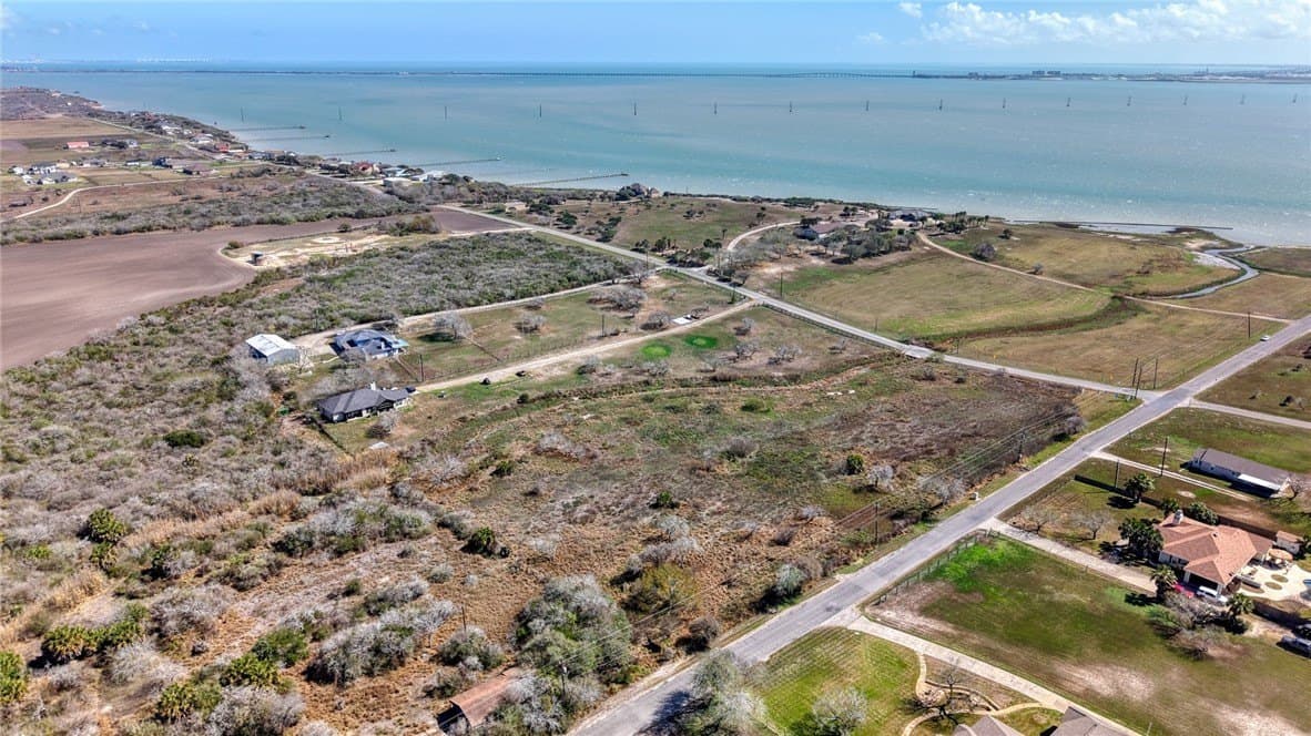 5.54 acres in San Patricio County - photo 6