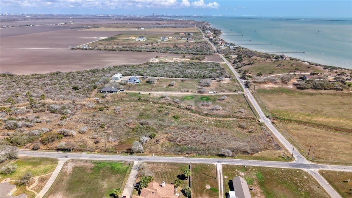 5.54 acres in San Patricio County - photo 16