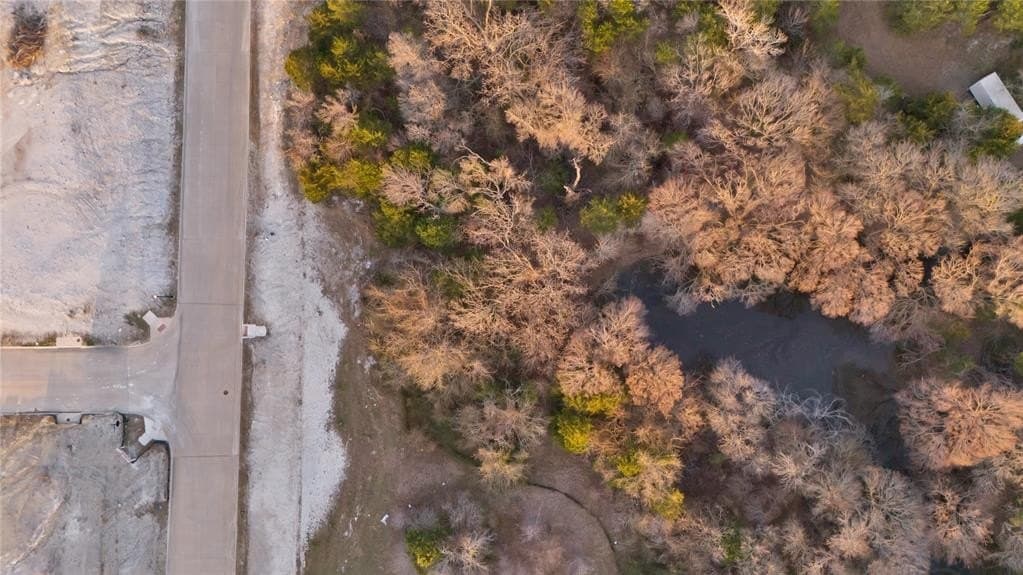 0.83 acres in Ellis County gallery image 2