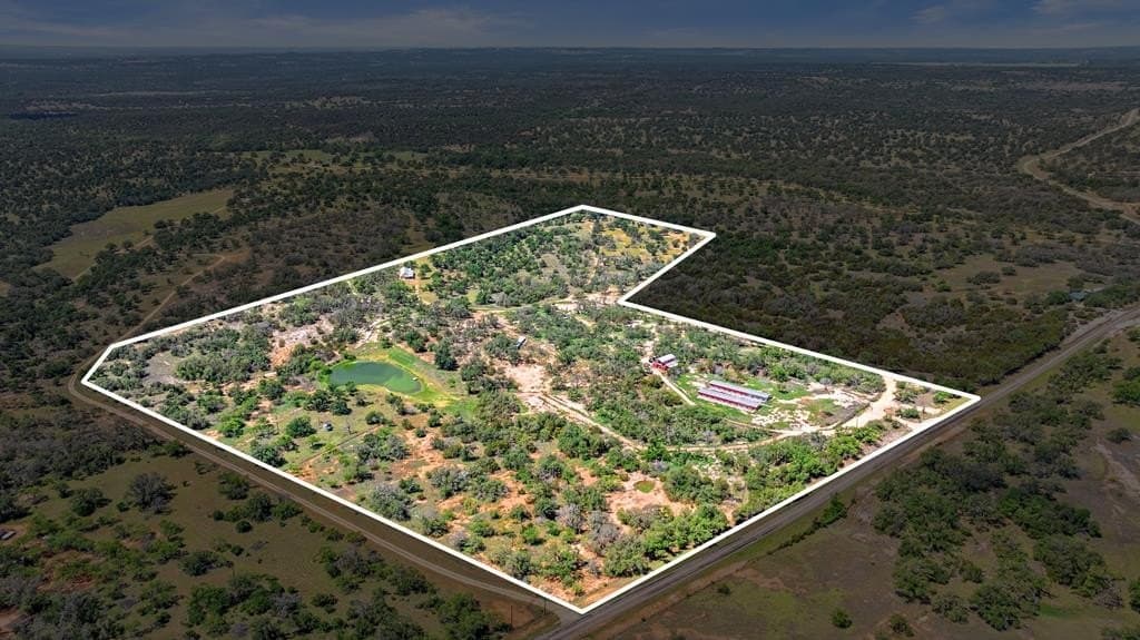 60 acres in Blanco County