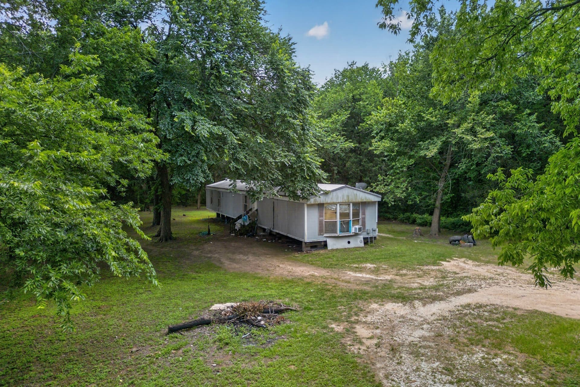 0.97 acres in Johnson County gallery image 2