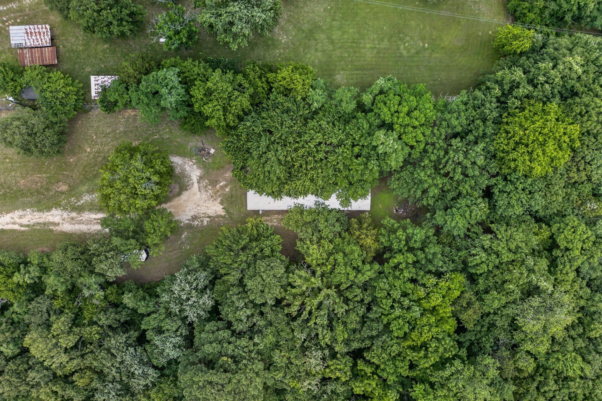 0.97 acres in Johnson County gallery image 4