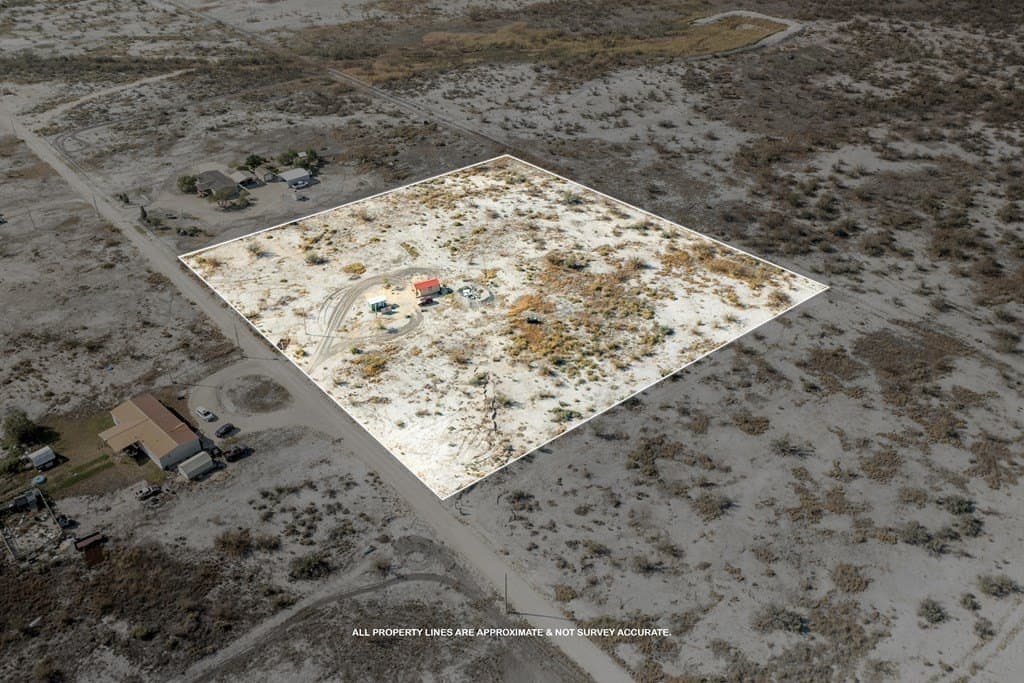 5.01 acres in Pecos County gallery image 2