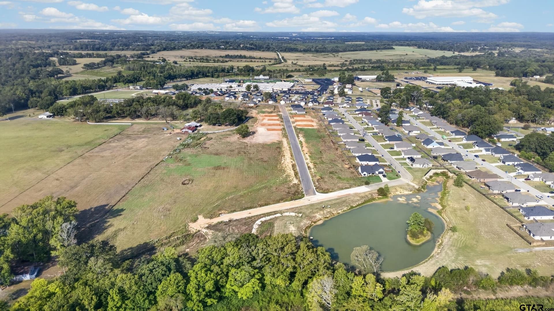 0.28 acres in Smith County - photo 5