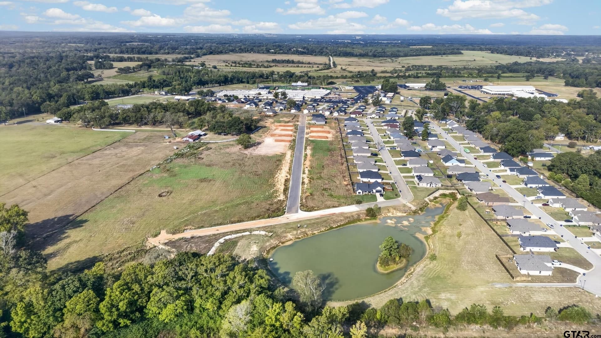 0.28 acres in Smith County - photo 6