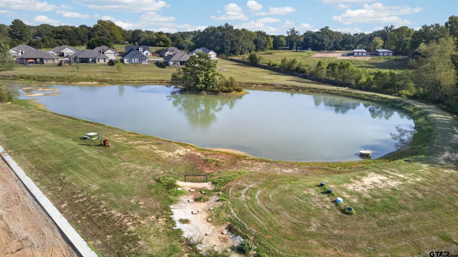 0.28 acres in Smith County - photo 14