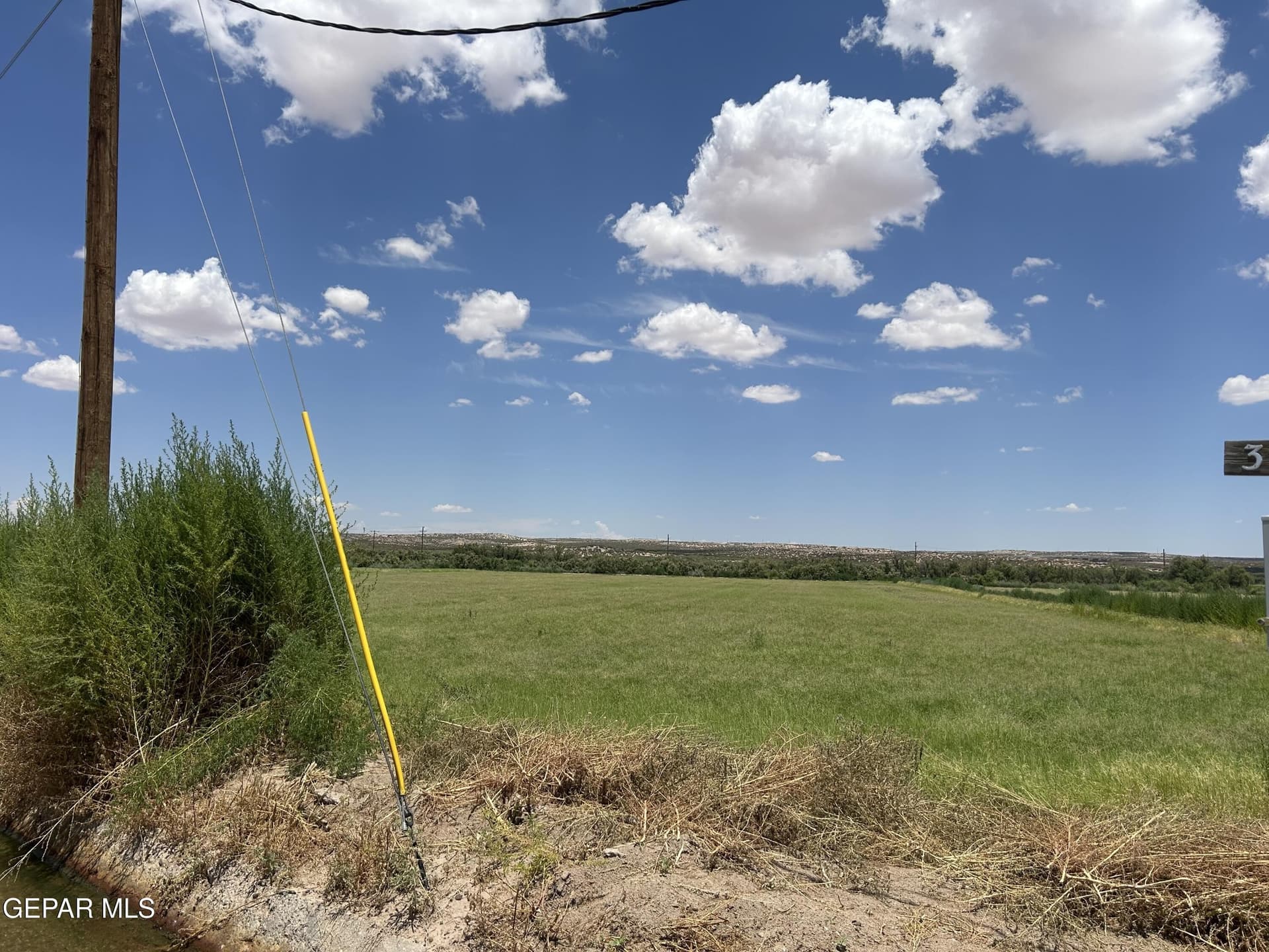106.59 acres in Hudspeth County - photo 8
