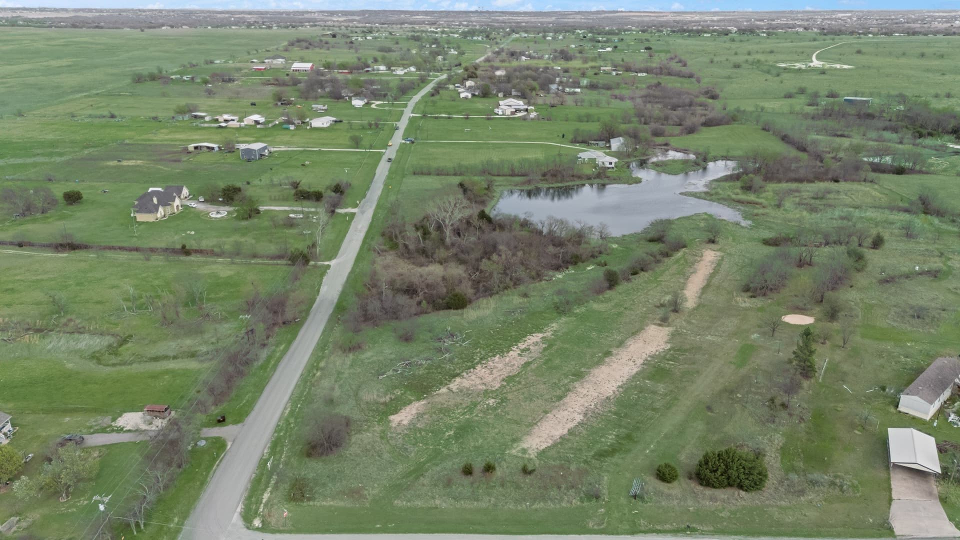 4.37 acres in Johnson County gallery image 2