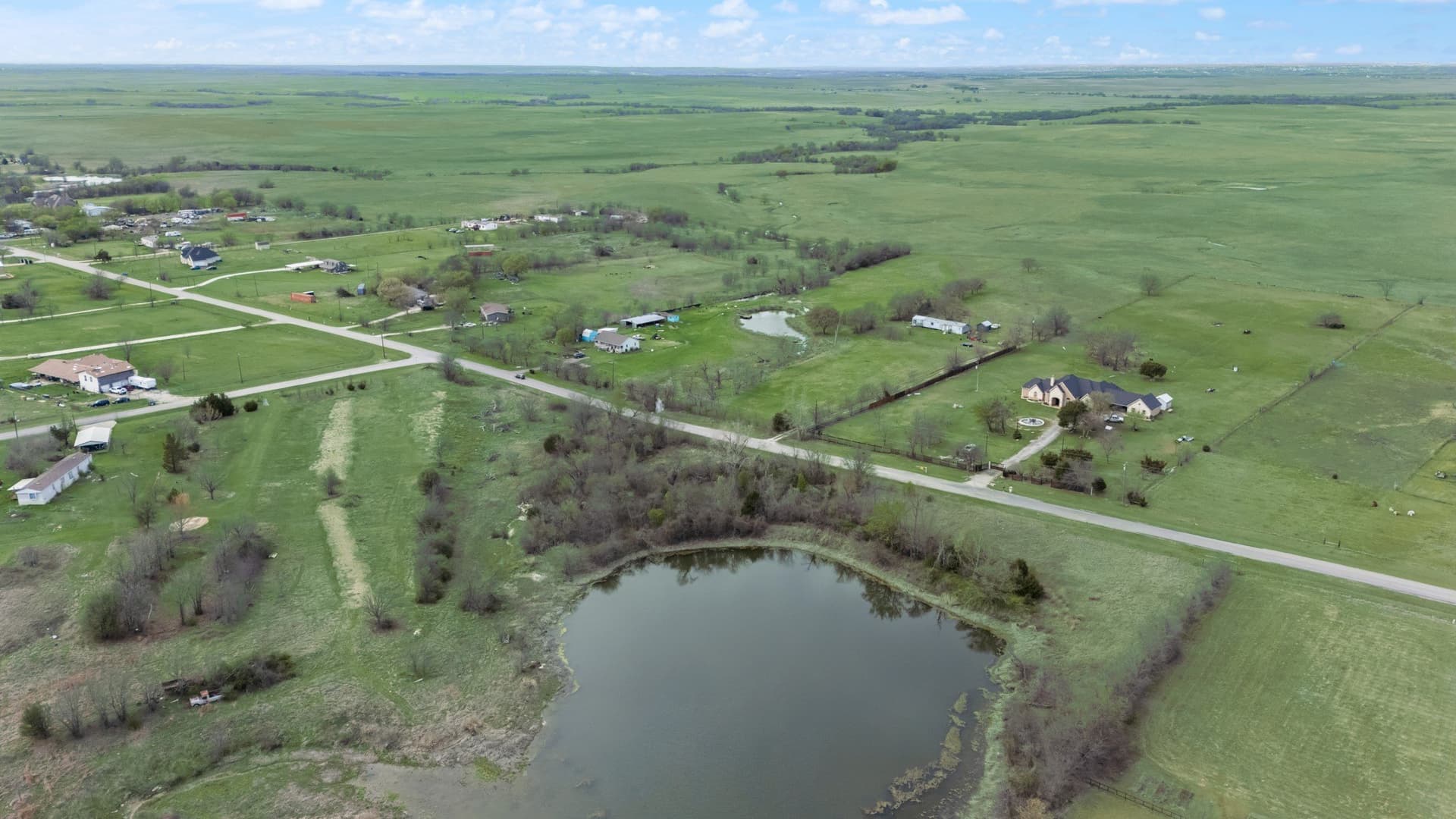 4.37 acres in Johnson County gallery image 4