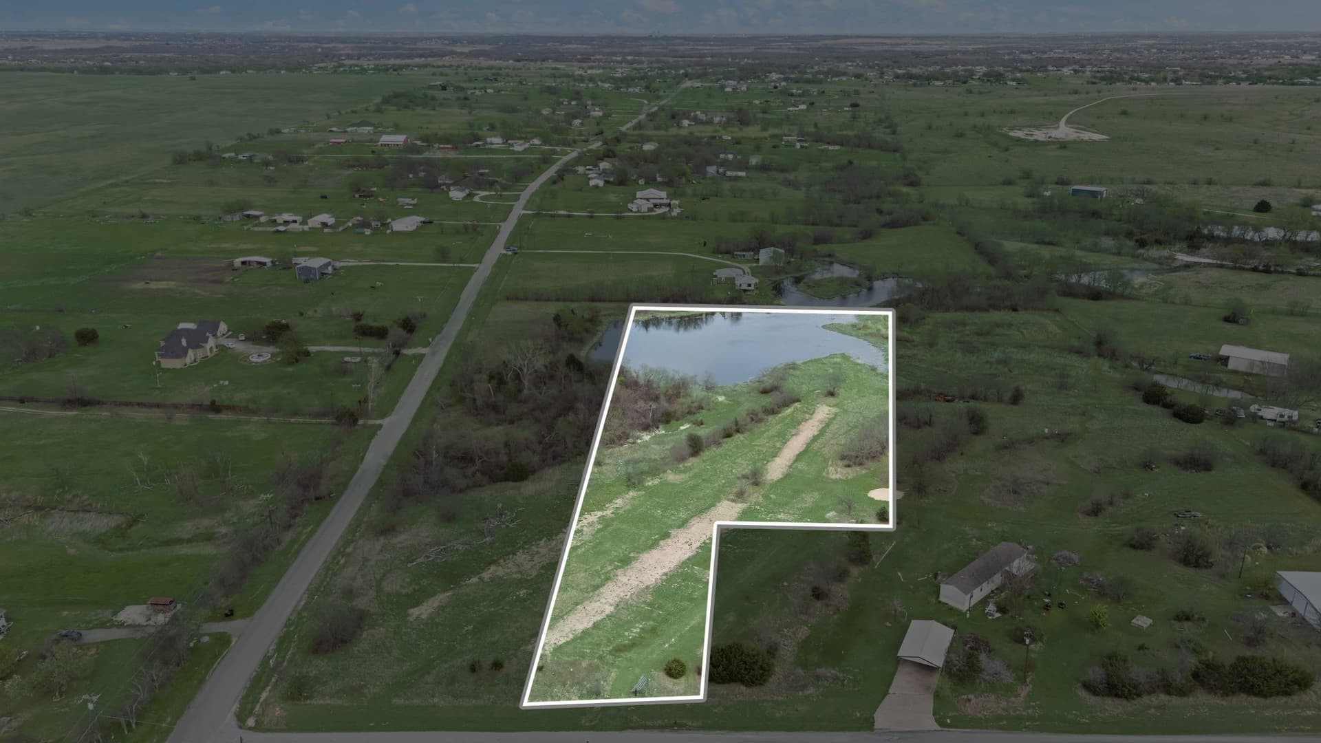 4.37 acres in Johnson County gallery image 3