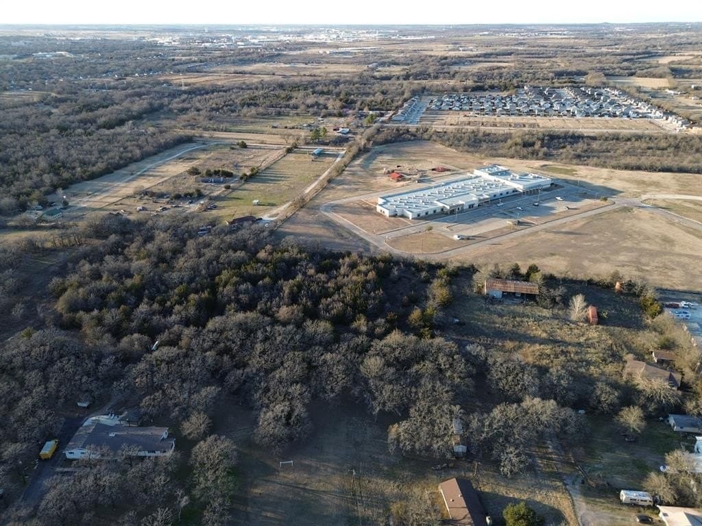 1.96 acres in Johnson County gallery image 3
