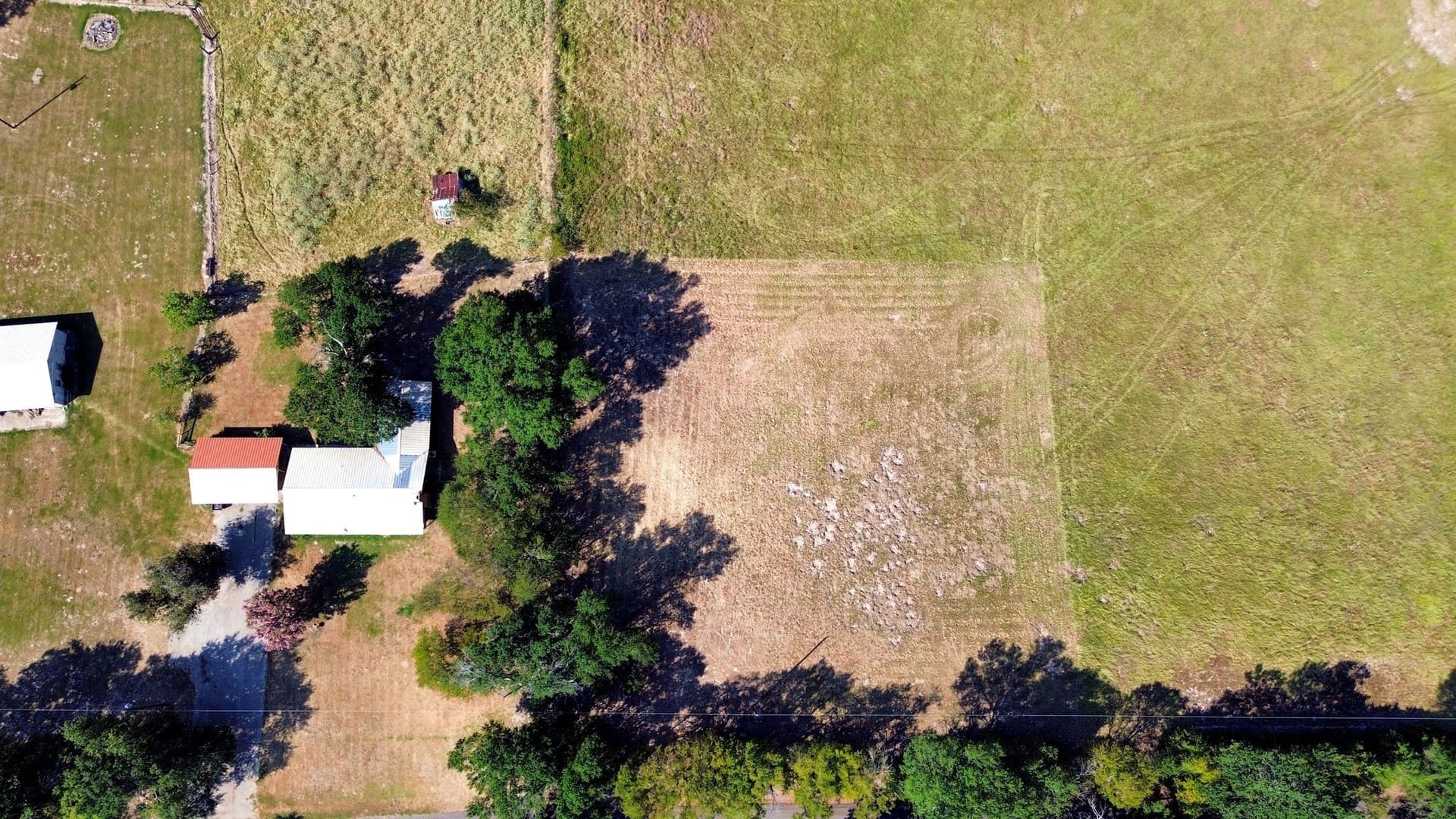 1 acres in Freestone County - photo 10