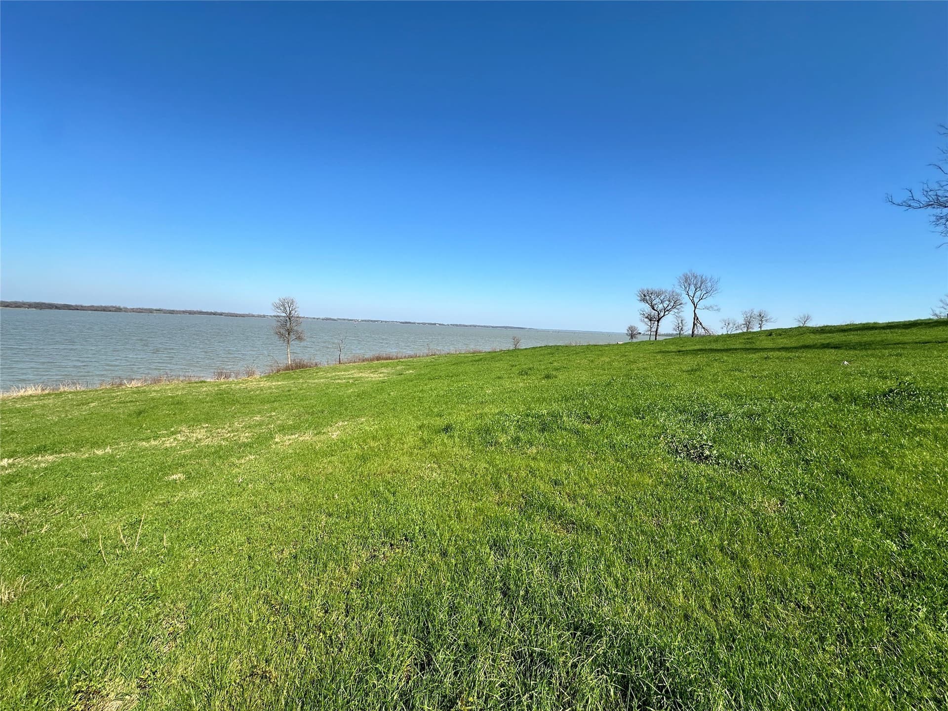 1.14 acres in Navarro County - photo 8