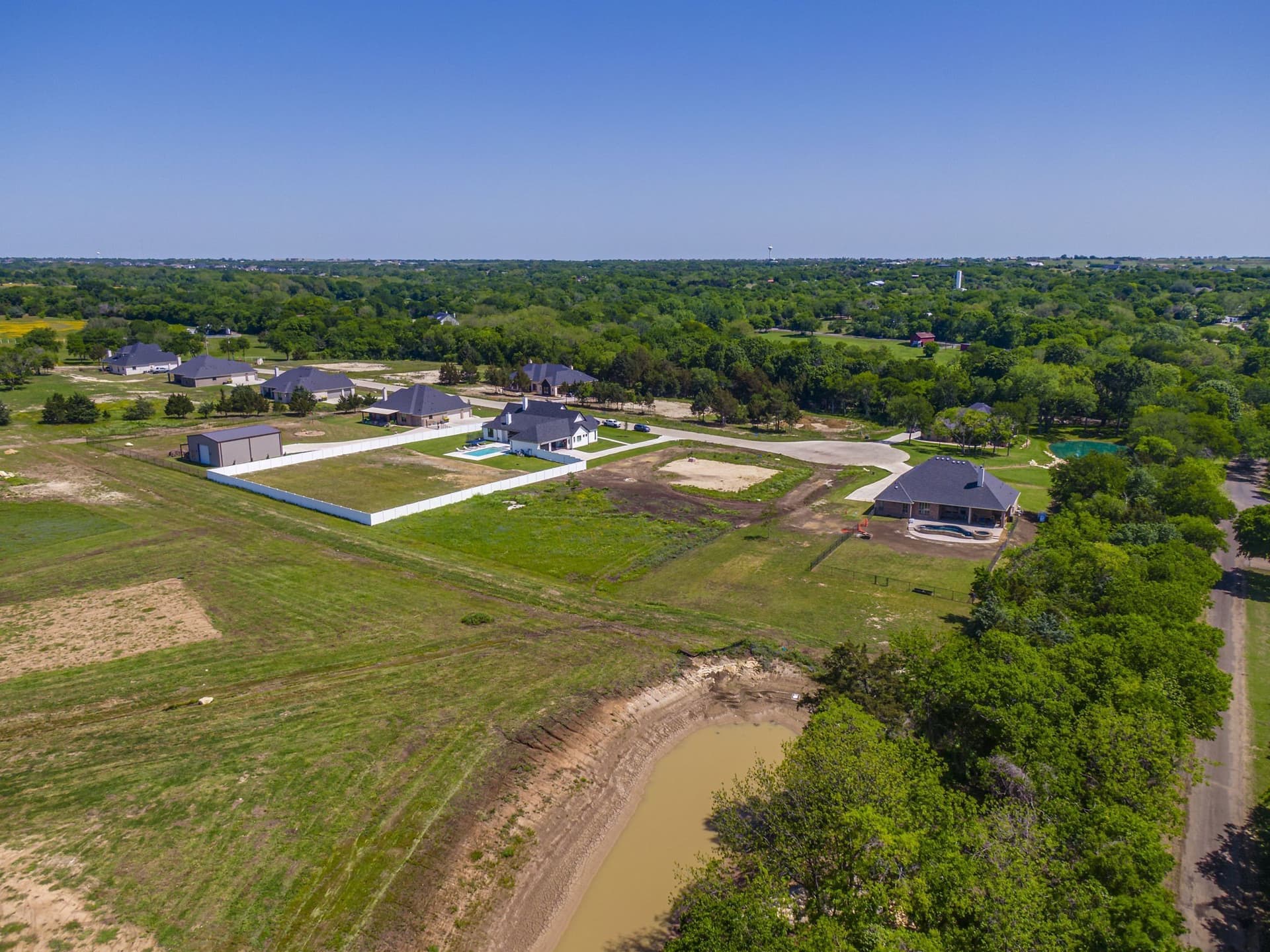 2.01 acres in Ellis County - photo 3