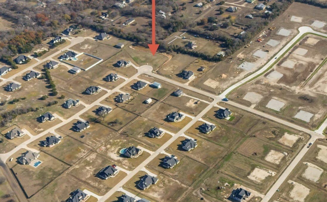 2.01 acres in Ellis County - photo 6