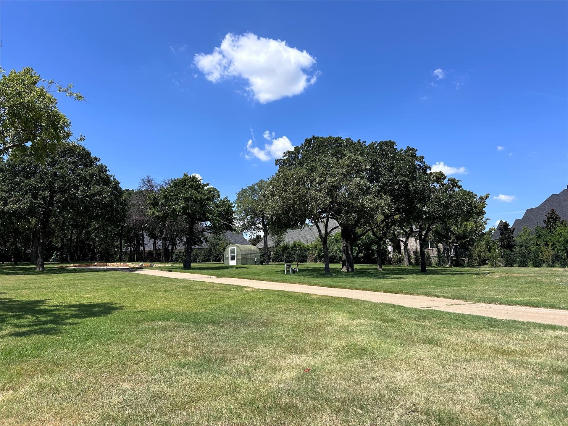 0.8 acres in Tarrant County - photo 6