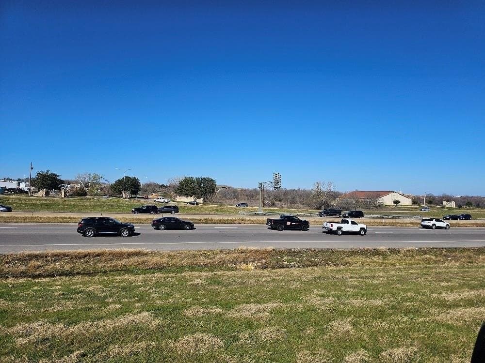 5.9 acres in Tarrant County gallery image 4