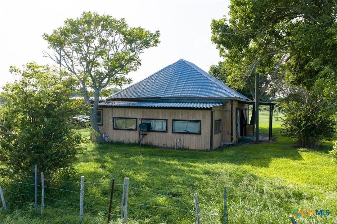 29.45 acres in Victoria County - photo 32