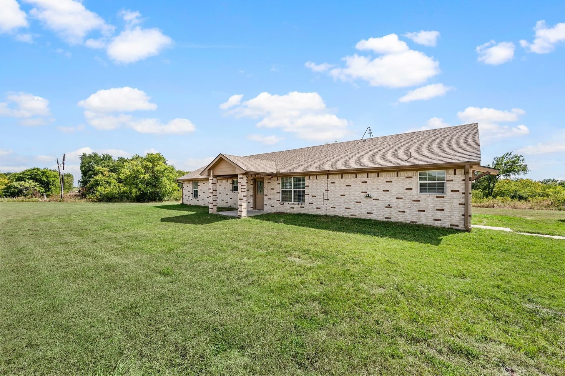 10.38 acres in Navarro County - photo 7