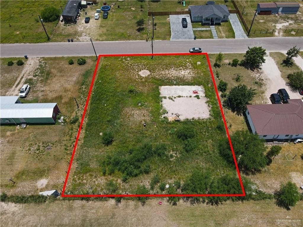 0.5 acres in Hidalgo County - photo 6