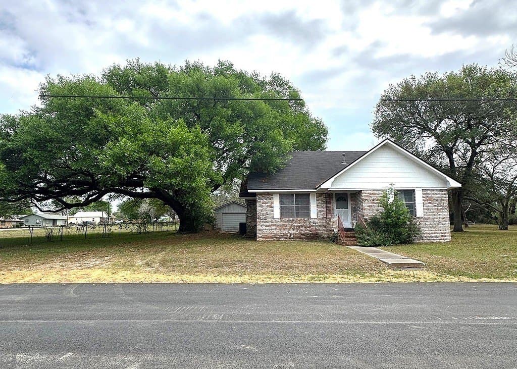 2 acres in Austin County