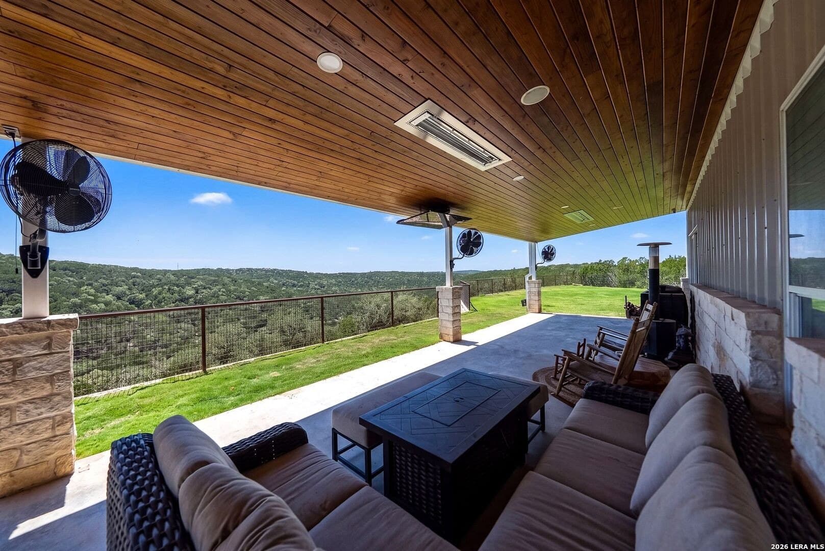 18.32 acres in Bandera County - photo 44
