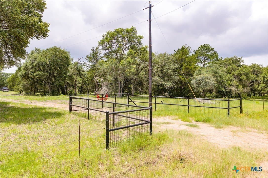 11.93 acres in Lavaca County - photo 18