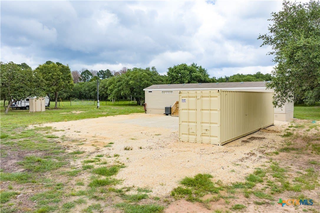 11.93 acres in Lavaca County - photo 31