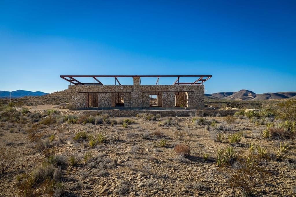 60 acres in Brewster County gallery image 3