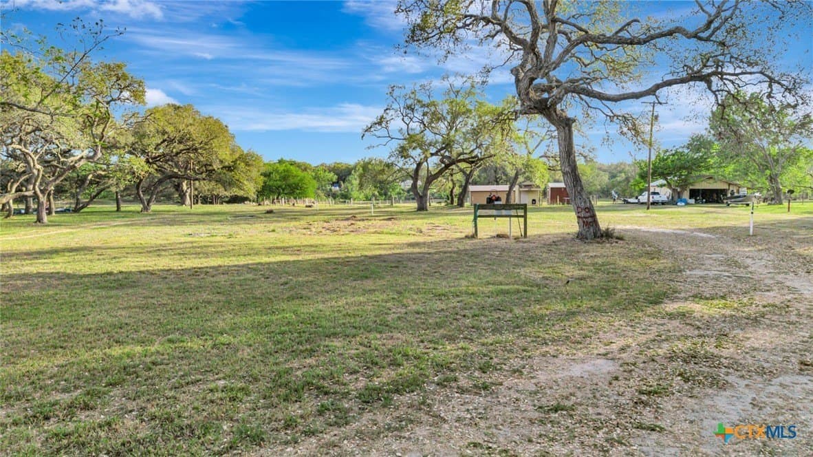 2.58 acres in Victoria County - photo 31