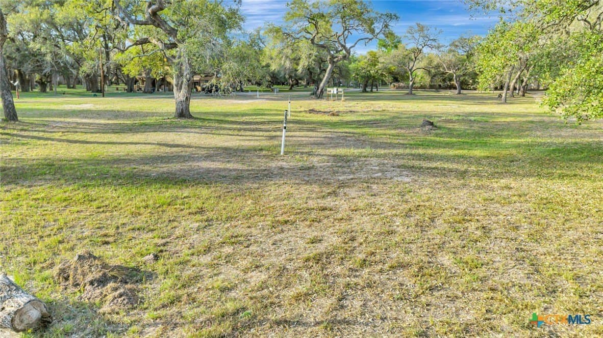 2.58 acres in Victoria County - photo 17