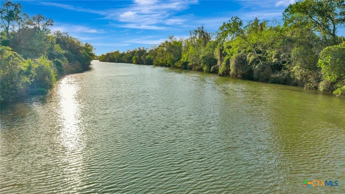 2.58 acres in Victoria County - photo 24