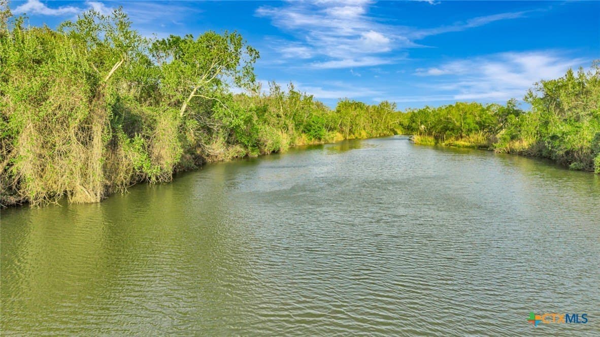 2.58 acres in Victoria County - photo 27